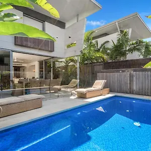 Kokos House 3 Holiday home Byron Bay